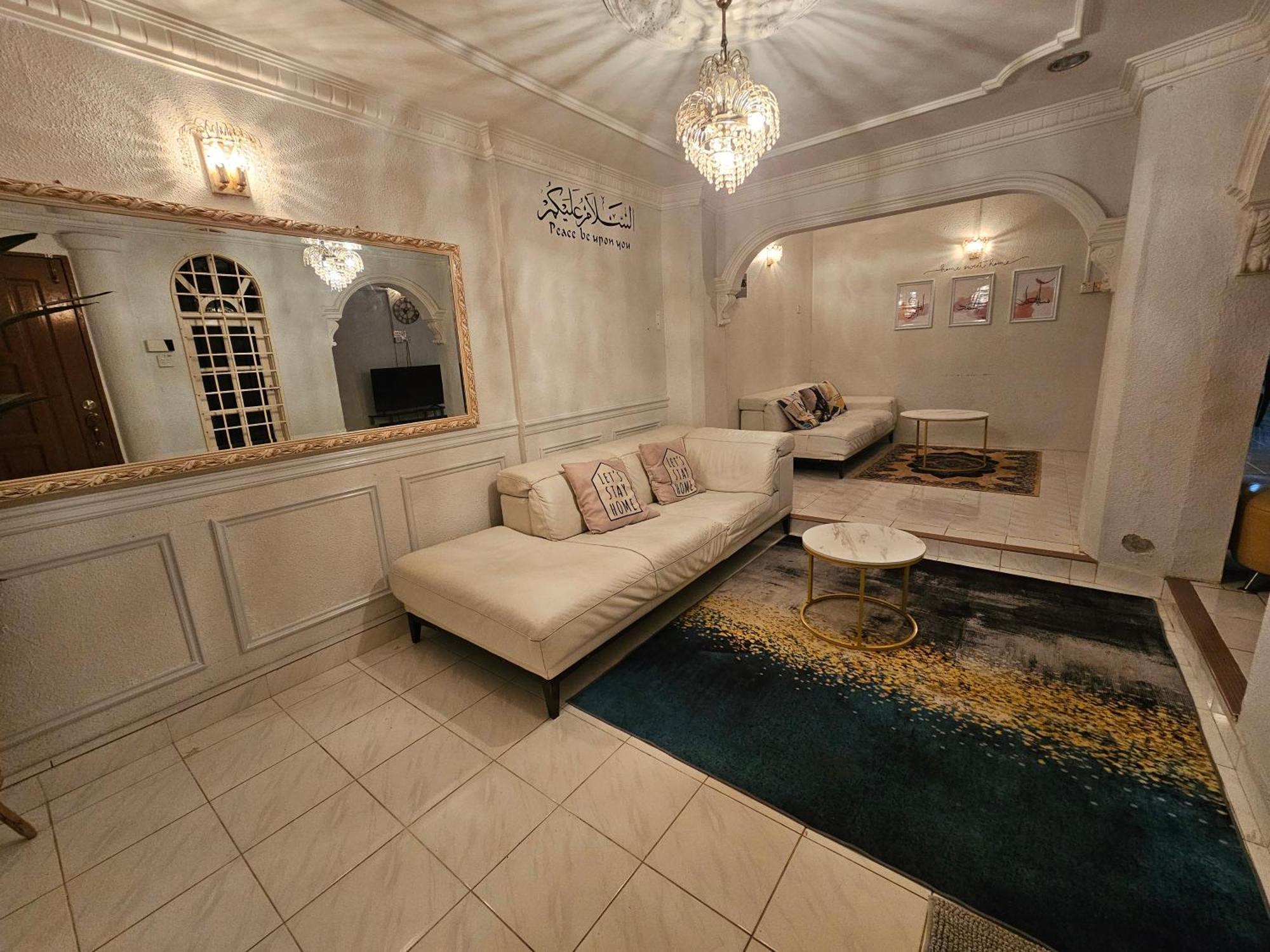 Ruhani Homestay 3 Kb - 4 Bedroom Fully Airconditioned With Wifi & Netflix Кота-Бару Экстерьер фото